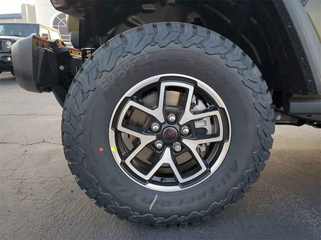 new 2025 Jeep Wrangler car, priced at $57,520