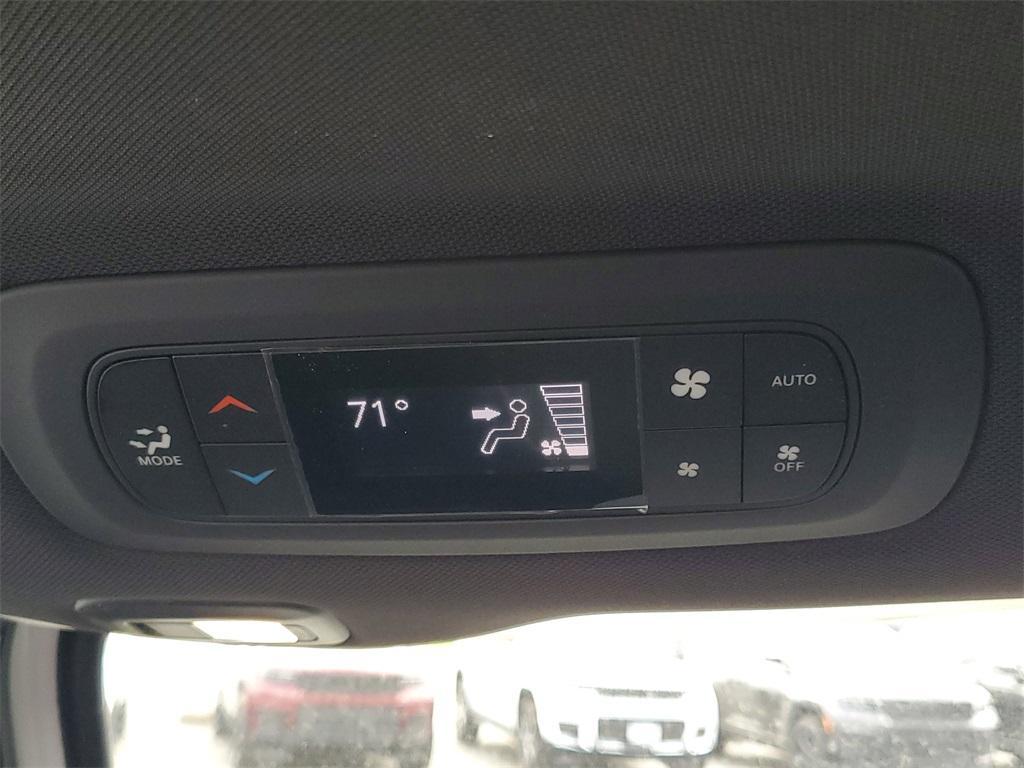 new 2025 Chrysler Pacifica Hybrid car, priced at $44,497