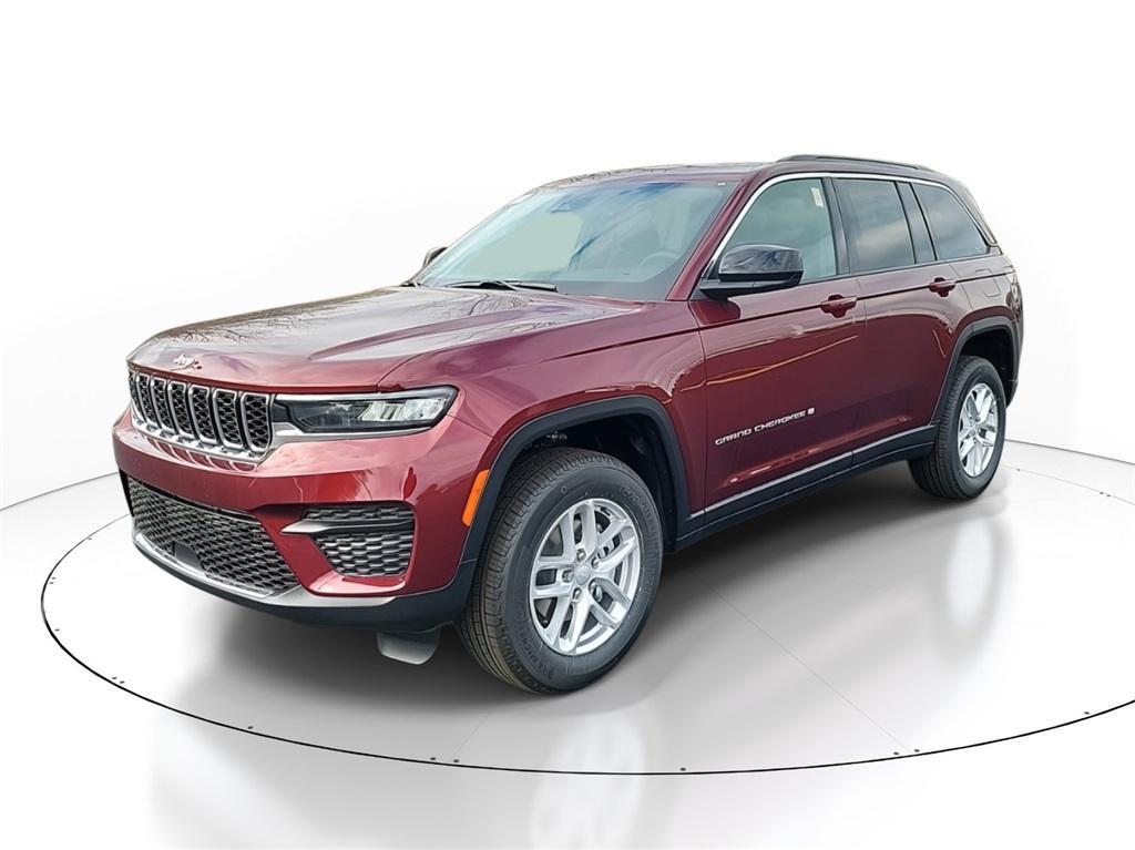 new 2025 Jeep Grand Cherokee car, priced at $39,006