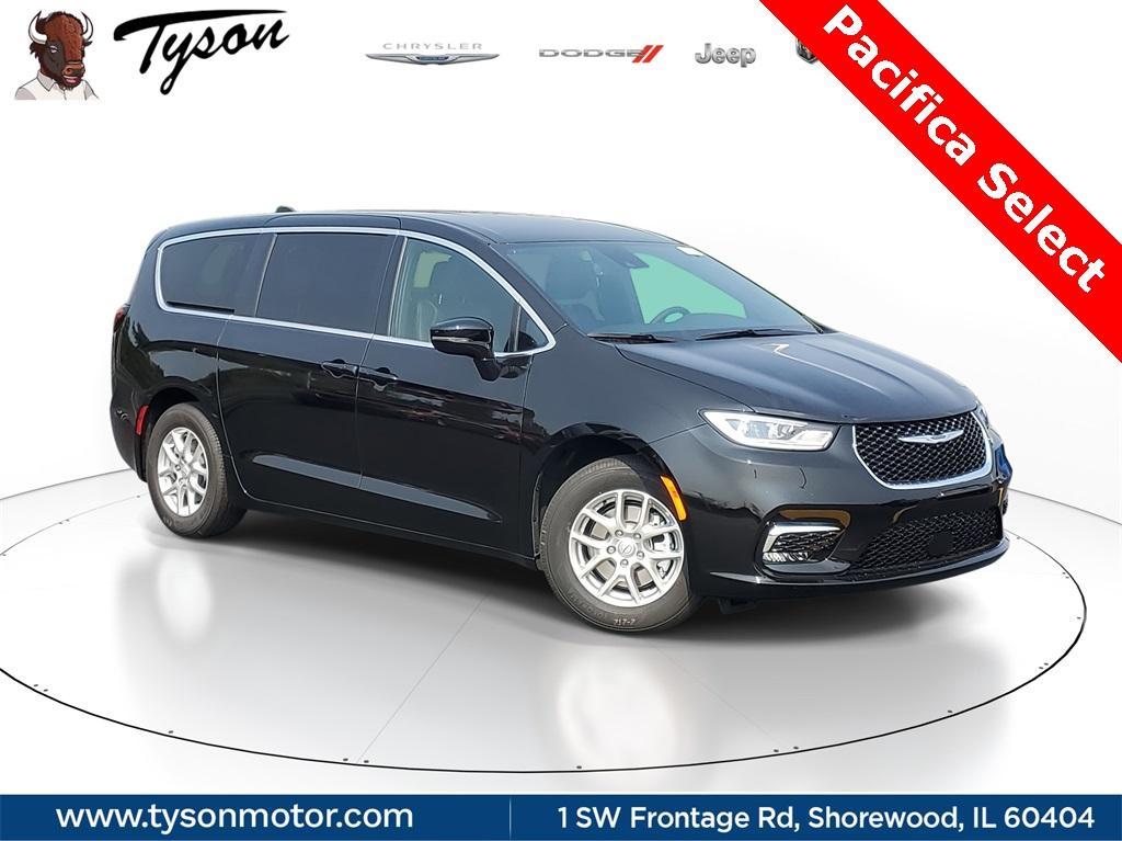 new 2025 Chrysler Pacifica car, priced at $38,622