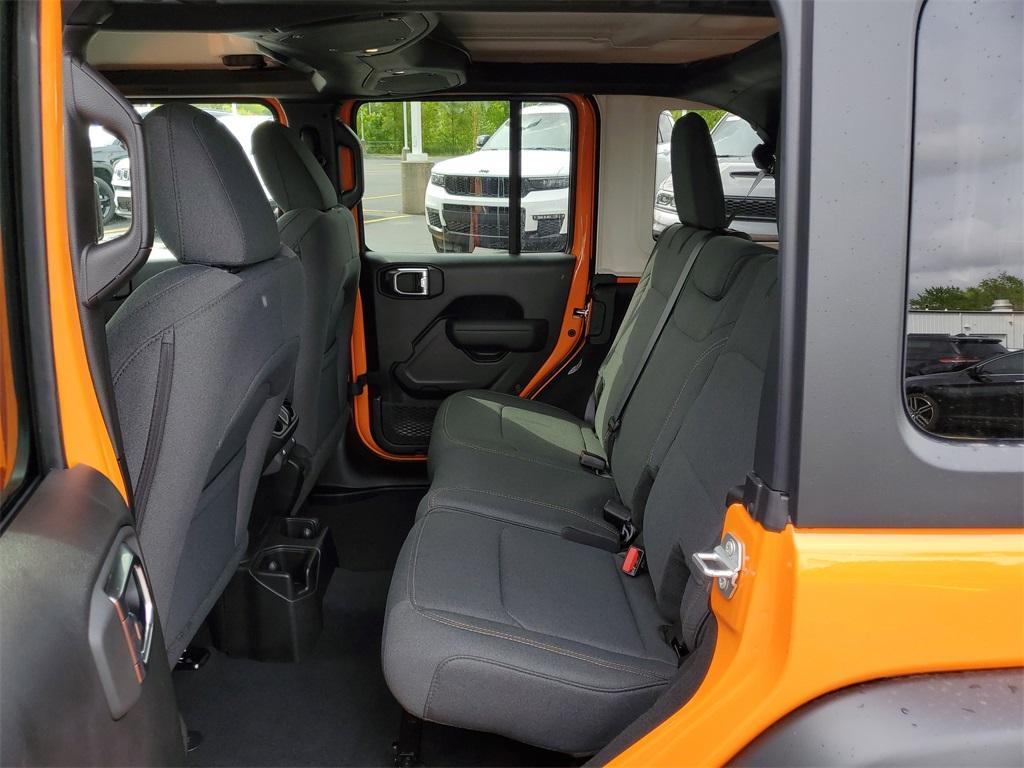 new 2025 Jeep Wrangler car, priced at $43,311