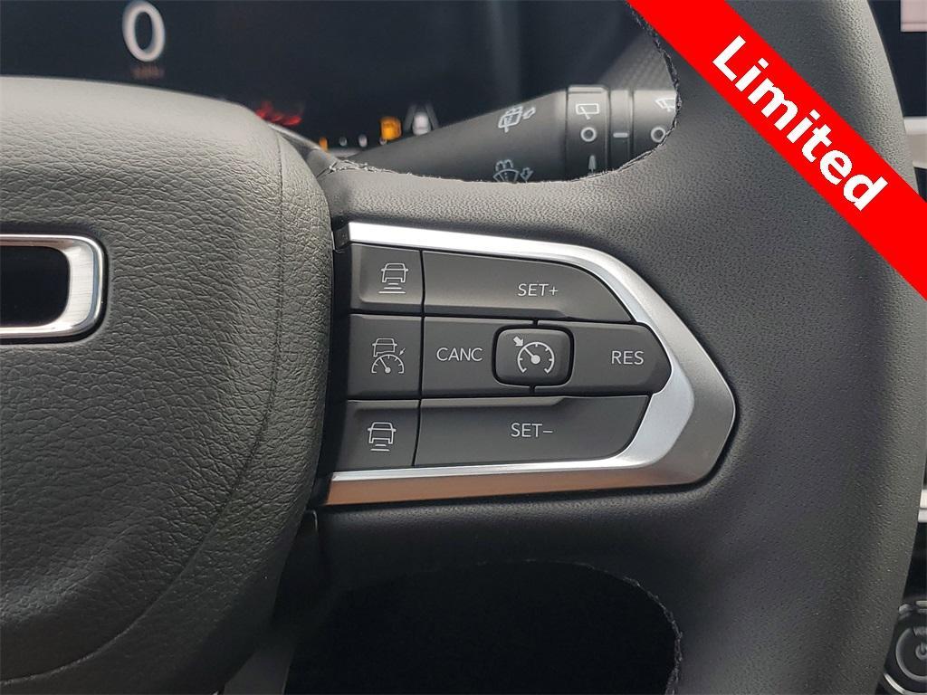 new 2025 Jeep Compass car, priced at $31,330