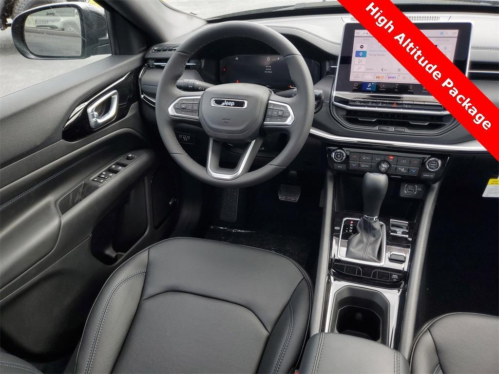 new 2025 Jeep Compass car, priced at $33,291