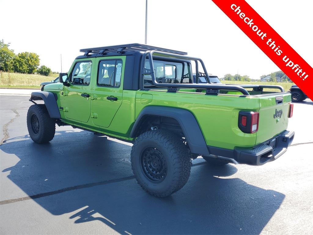 new 2025 Jeep Gladiator car, priced at $50,977
