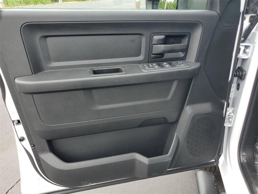 new 2025 Ram 3500 car, priced at $65,367
