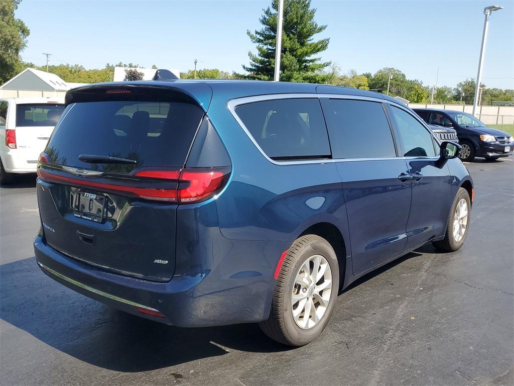 used 2025 Chrysler Pacifica car, priced at $39,995