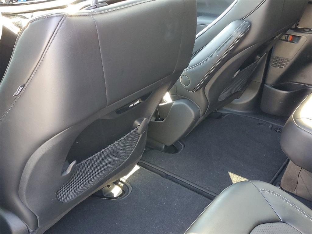 used 2025 Chrysler Pacifica car, priced at $39,995