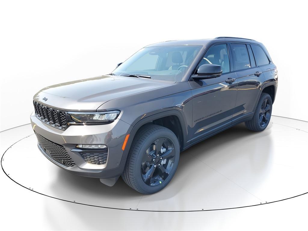 new 2025 Jeep Grand Cherokee car, priced at $48,994