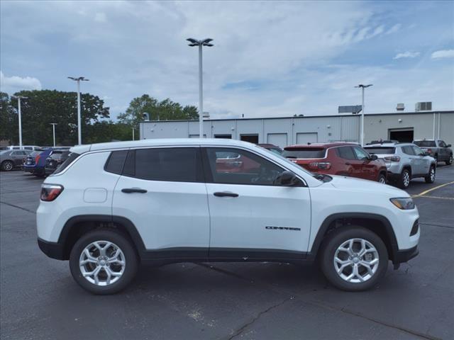 new 2024 Jeep Compass car, priced at $25,858