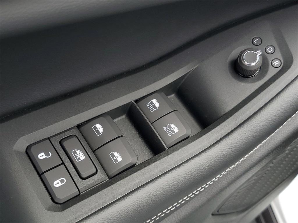 new 2025 Jeep Grand Cherokee L car, priced at $43,470