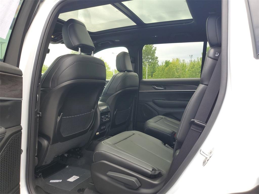 new 2025 Jeep Grand Cherokee L car, priced at $43,470