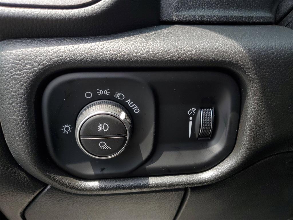 new 2025 Ram 3500 car, priced at $65,378
