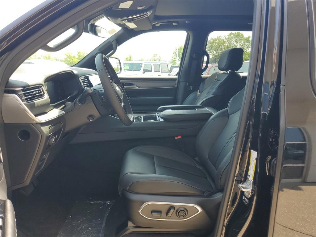 new 2025 Jeep Wagoneer L car, priced at $76,020