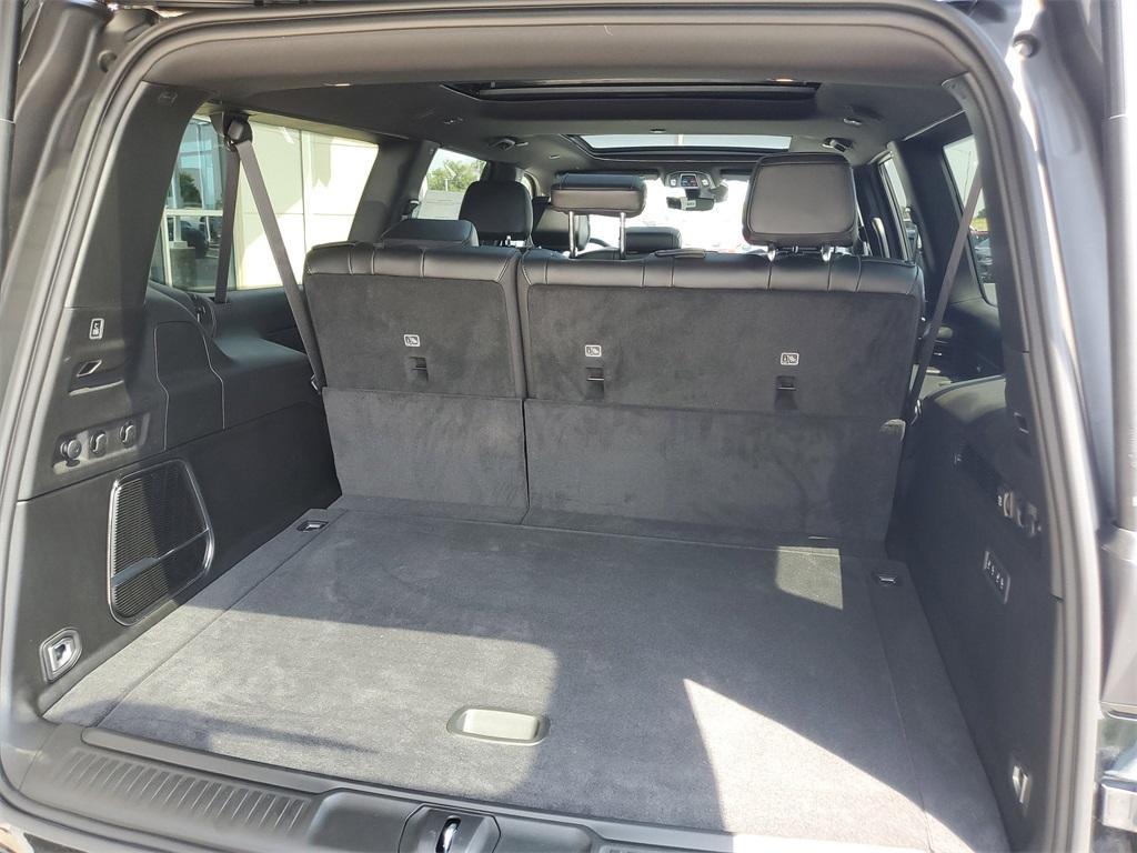 new 2025 Jeep Wagoneer L car, priced at $76,020