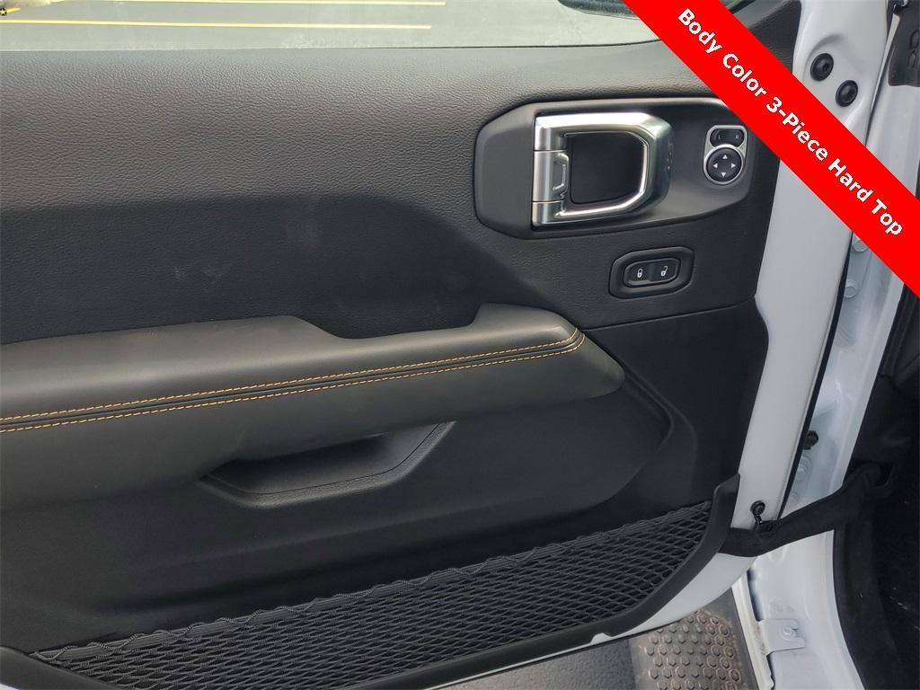 new 2025 Jeep Wrangler car, priced at $49,304