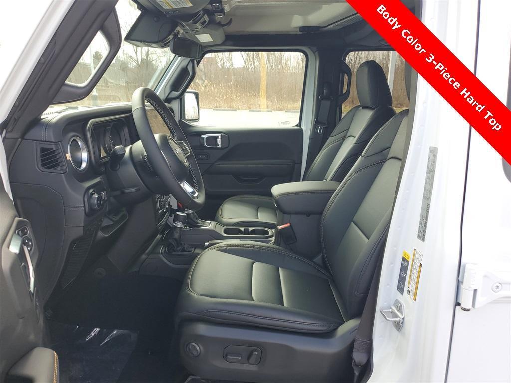 new 2025 Jeep Wrangler car, priced at $49,304
