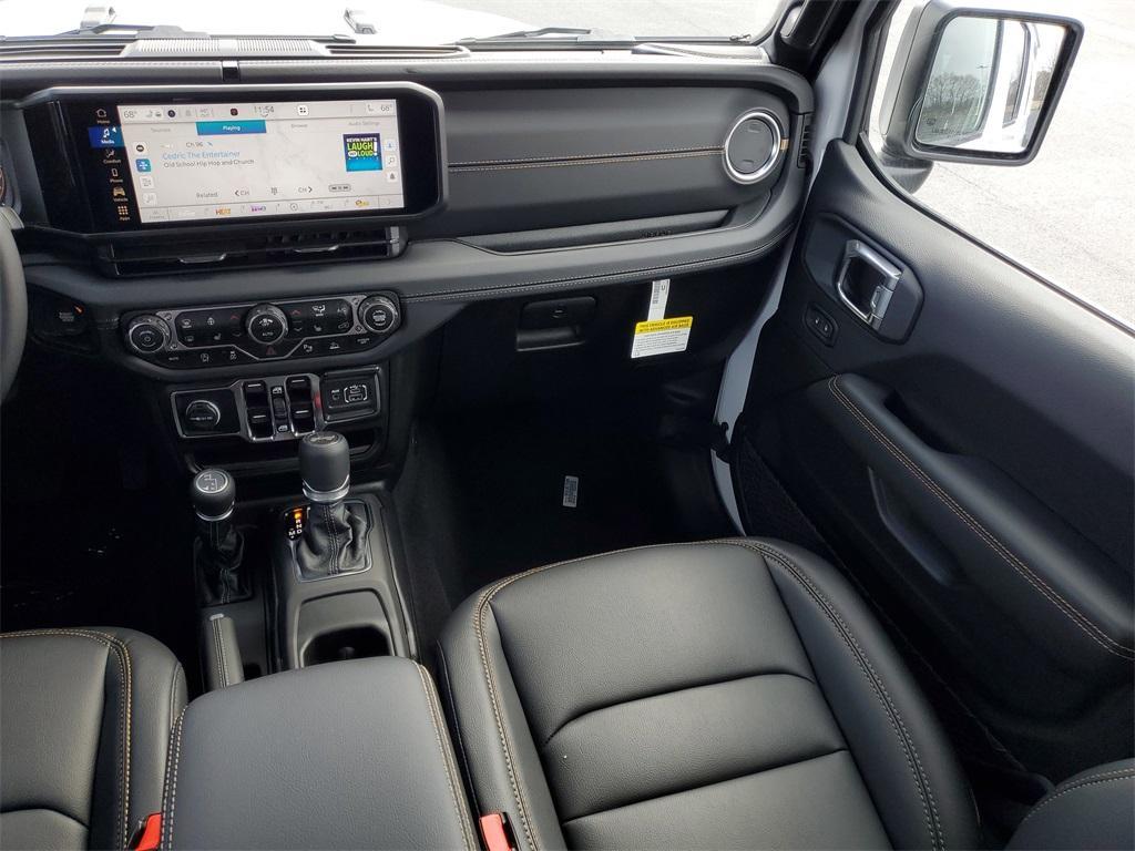 new 2025 Jeep Wrangler car, priced at $53,804