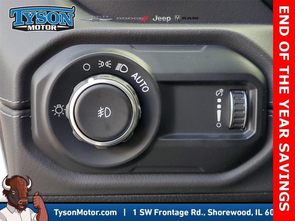 new 2025 Jeep Wrangler car, priced at $45,999