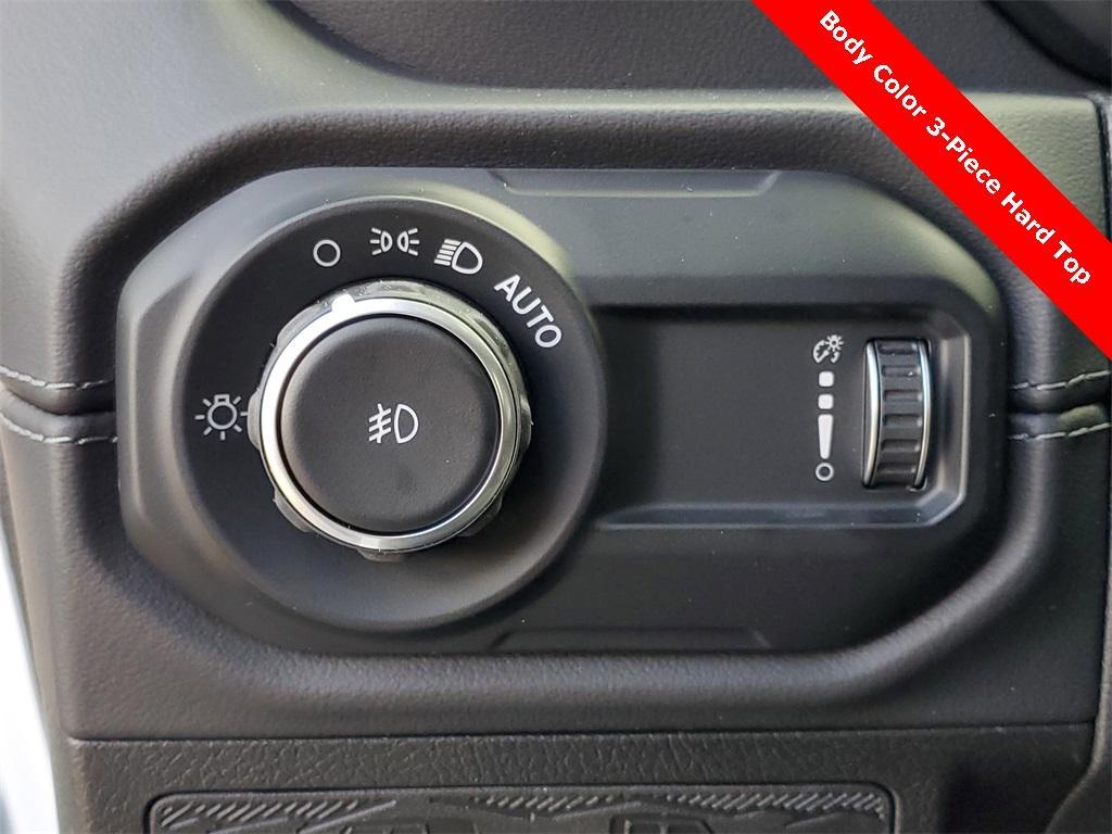 new 2025 Jeep Wrangler car, priced at $49,304