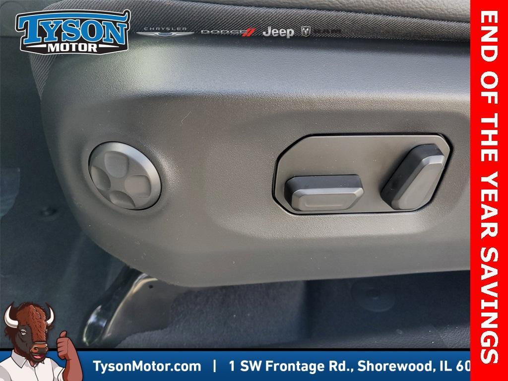 new 2025 Jeep Wrangler car, priced at $45,999