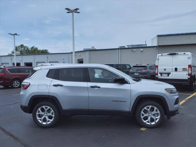 new 2024 Jeep Compass car, priced at $25,406