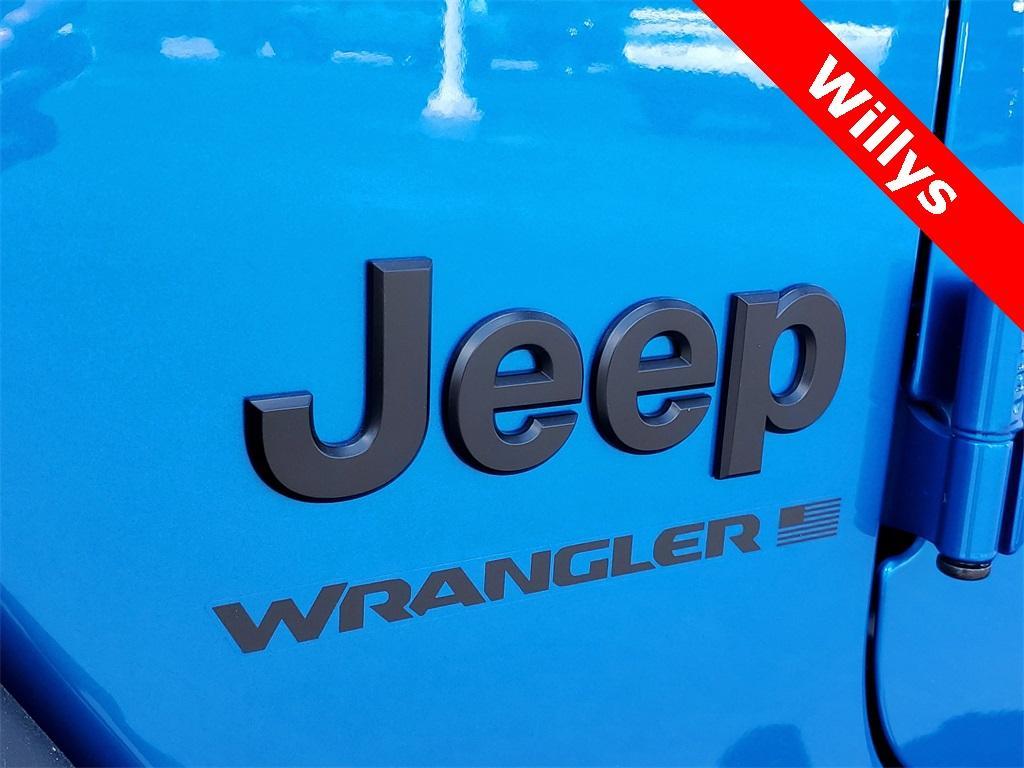 new 2025 Jeep Wrangler car, priced at $46,611