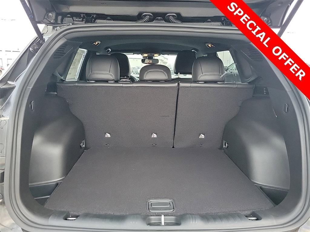 new 2025 Jeep Compass car, priced at $31,134