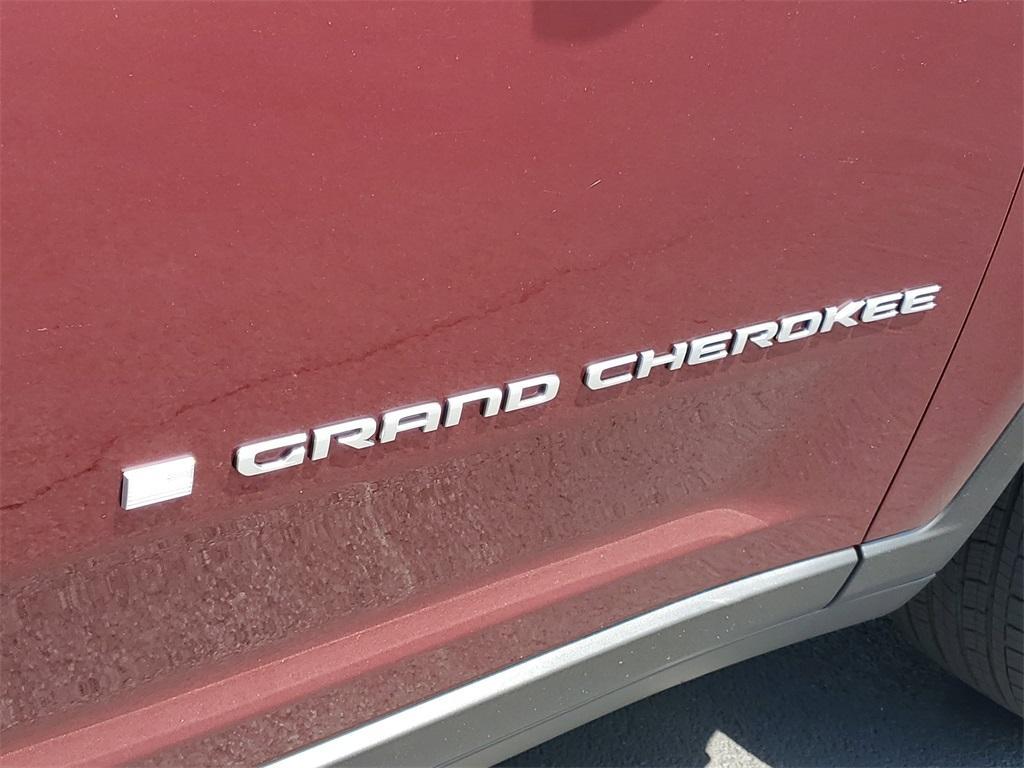 new 2025 Jeep Grand Cherokee car, priced at $42,031