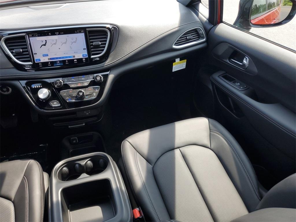 new 2026 Chrysler Pacifica car, priced at $45,928