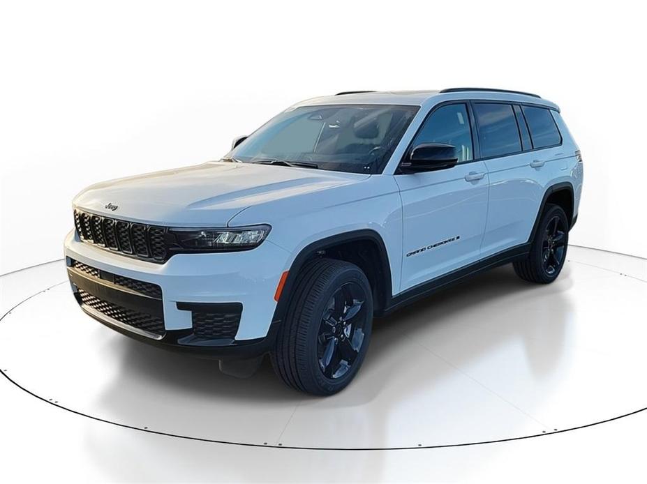 new 2025 Jeep Grand Cherokee L car, priced at $44,212