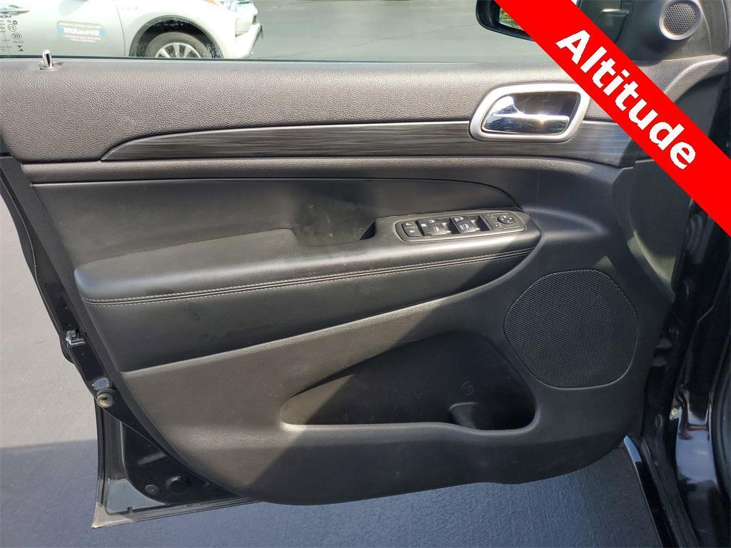 used 2019 Jeep Grand Cherokee car, priced at $19,995