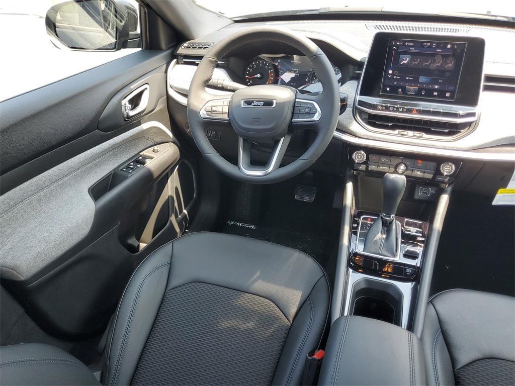 new 2025 Jeep Compass car, priced at $23,245
