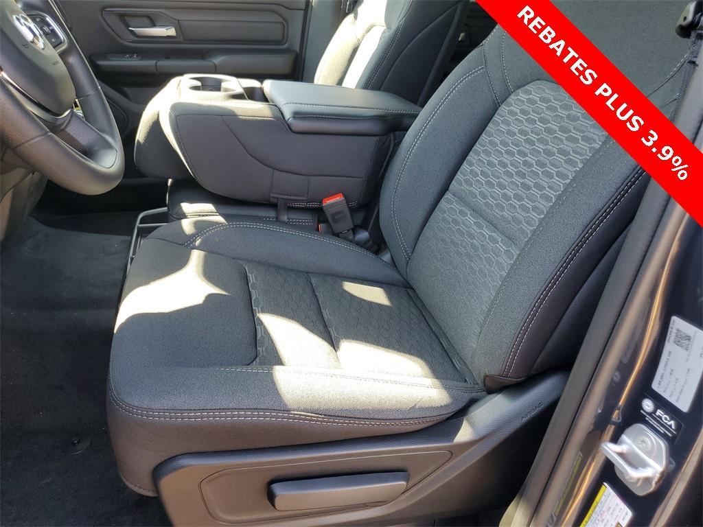 new 2025 Ram 1500 car, priced at $42,814