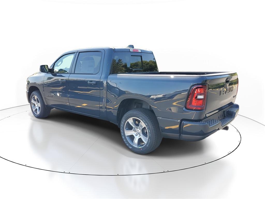 new 2025 Ram 1500 car, priced at $41,951