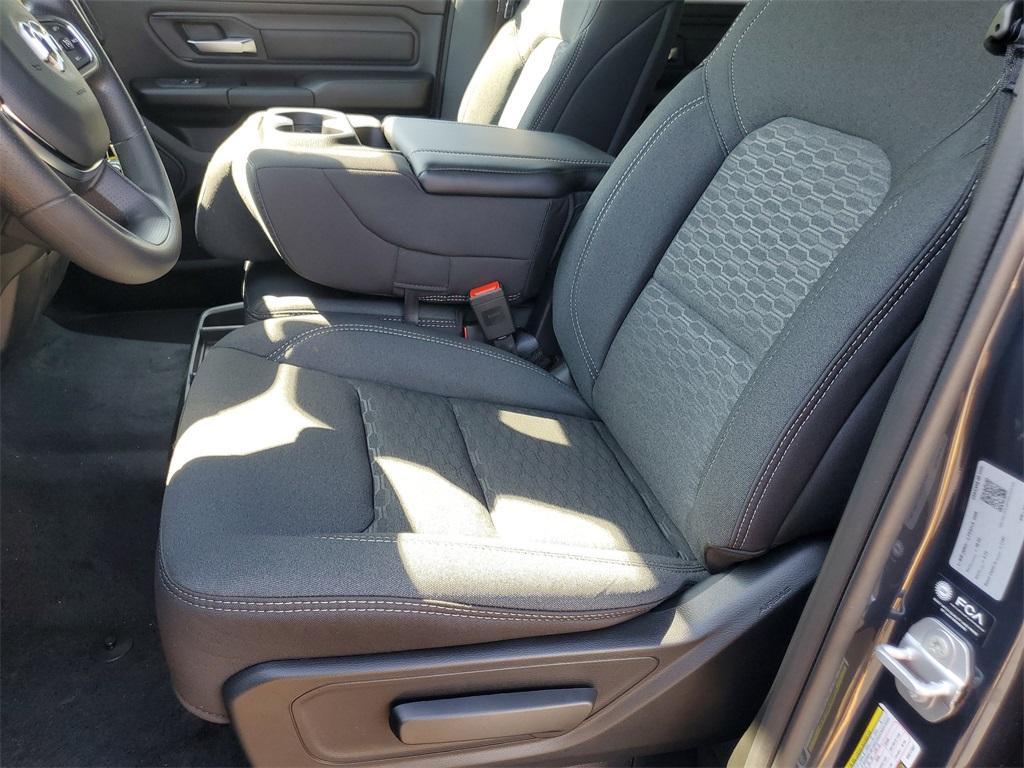 new 2025 Ram 1500 car, priced at $41,951