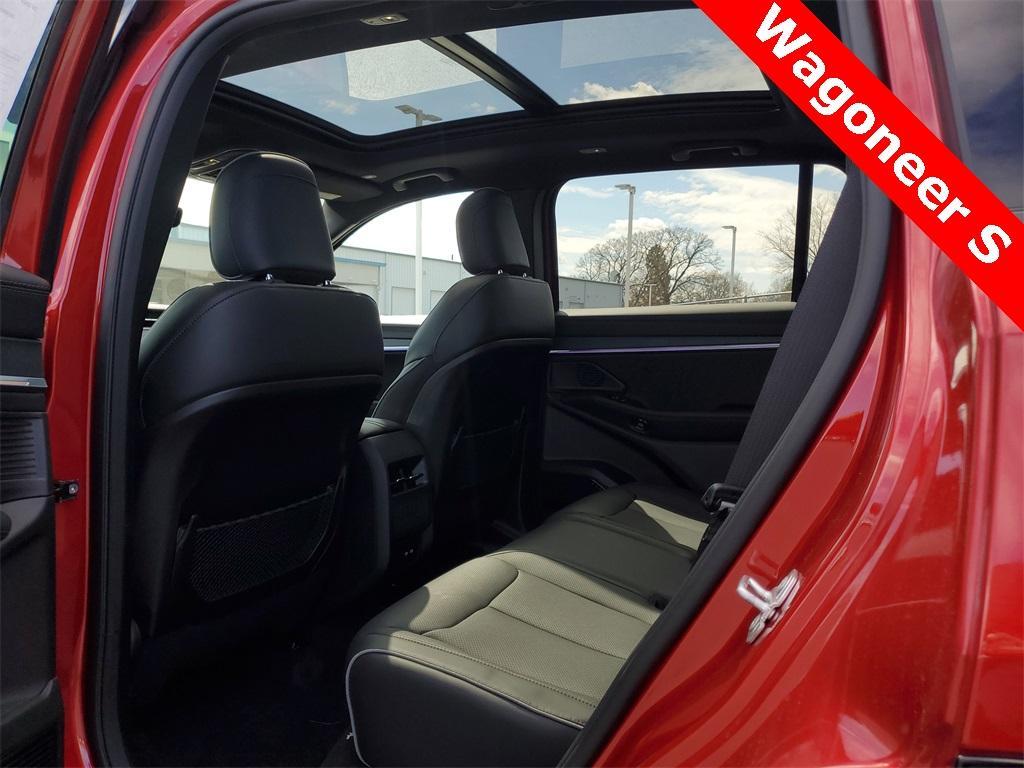 new 2025 Jeep Wagoneer S car, priced at $53,590