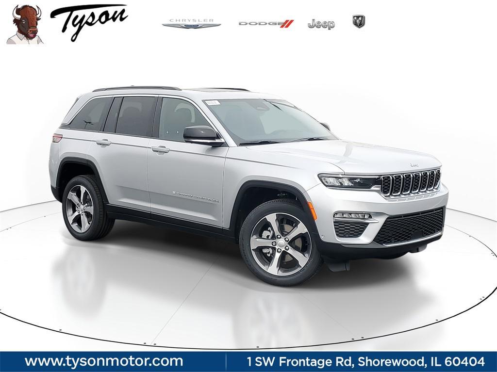 new 2025 Jeep Grand Cherokee car, priced at $47,529
