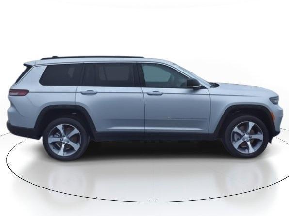 new 2024 Jeep Grand Cherokee L car, priced at $45,181