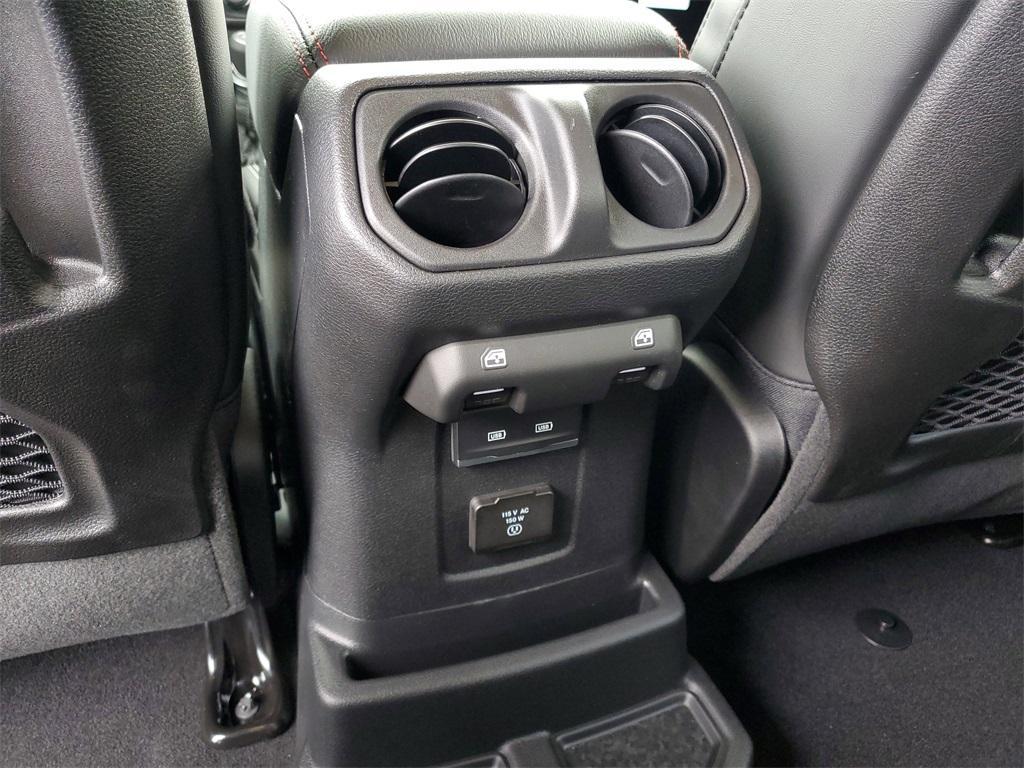 new 2025 Jeep Wrangler car, priced at $61,354