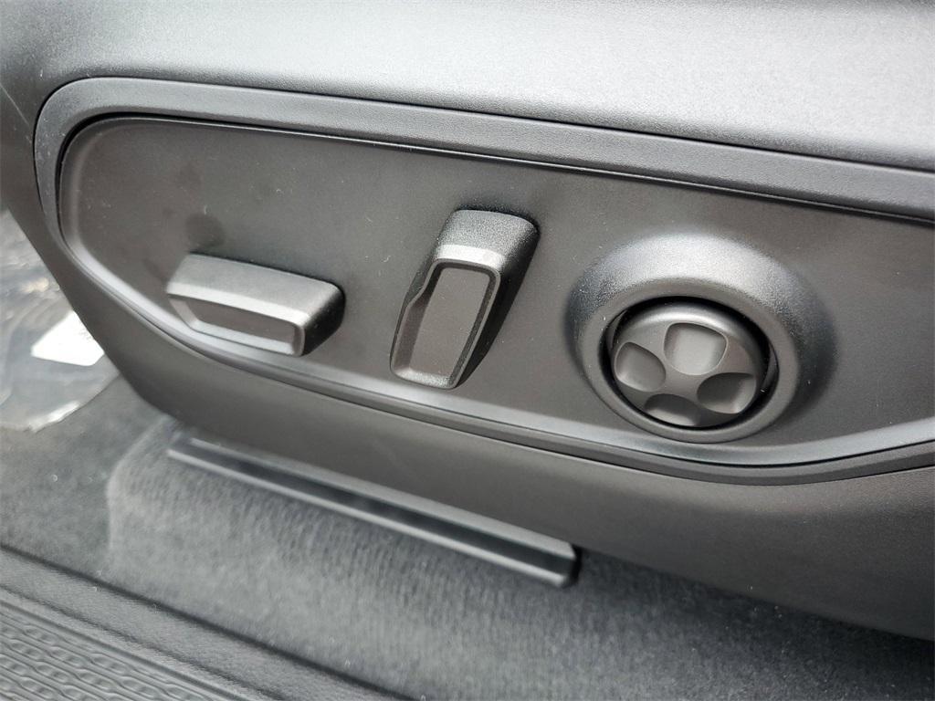 new 2025 Jeep Grand Cherokee L car, priced at $48,360