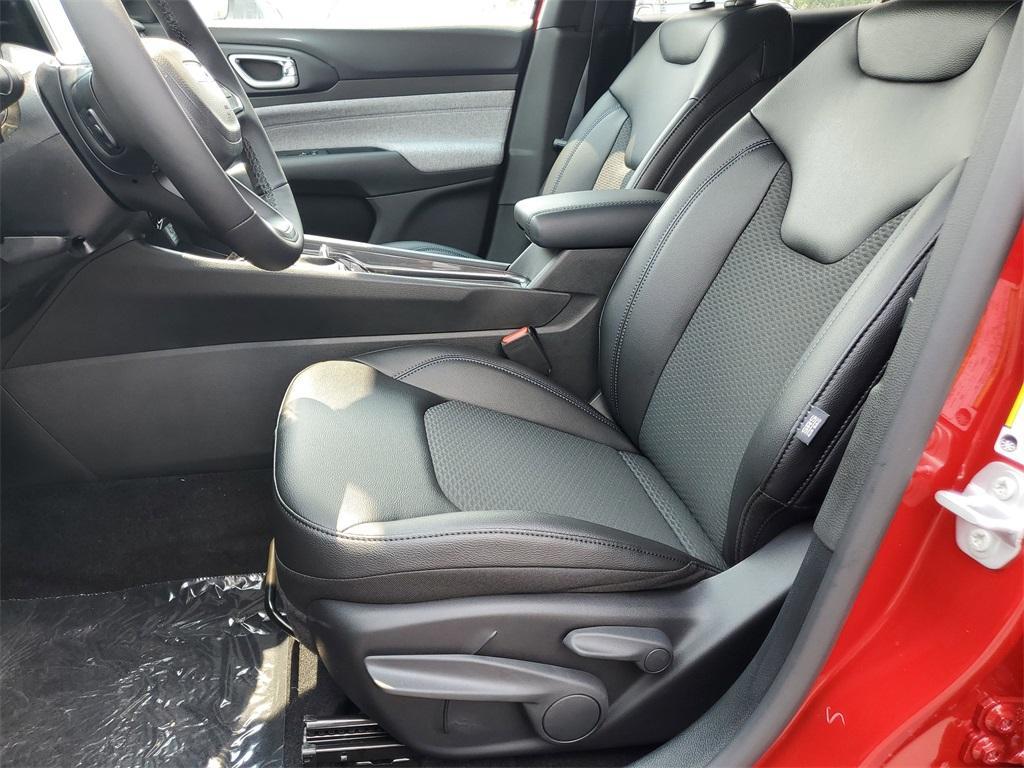 new 2025 Jeep Compass car, priced at $24,760