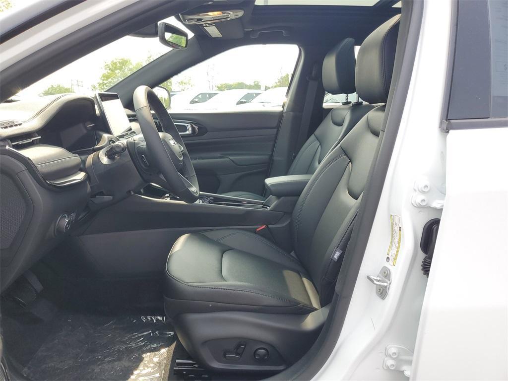 new 2025 Jeep Compass car, priced at $34,735