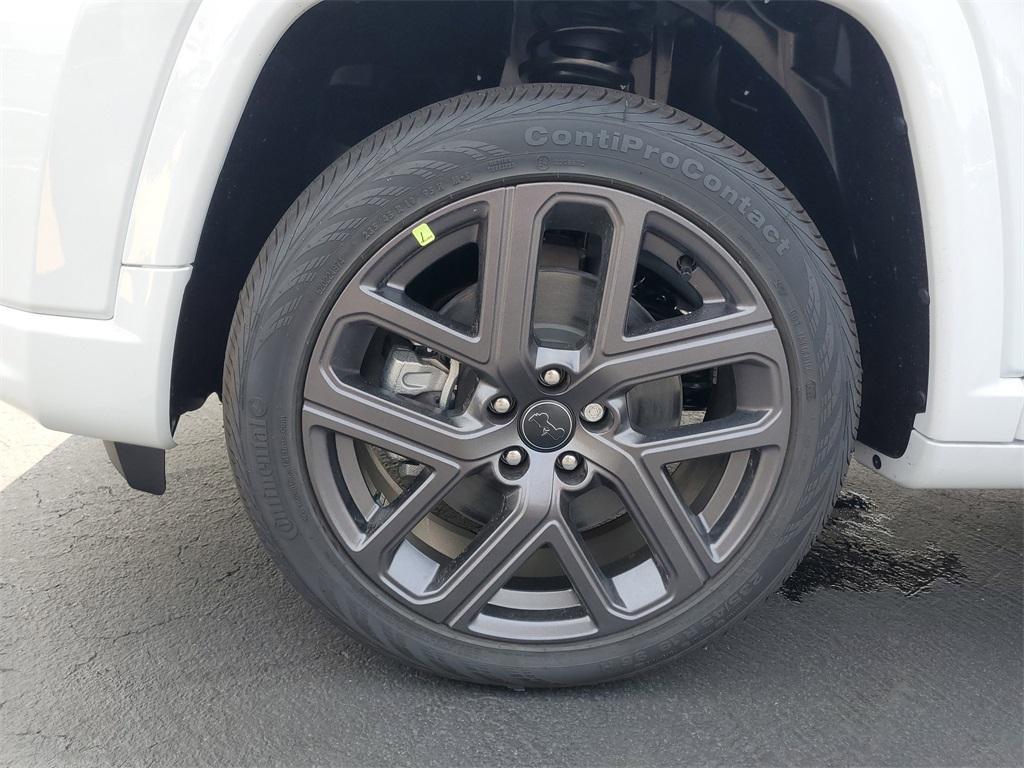 new 2025 Jeep Compass car, priced at $34,735