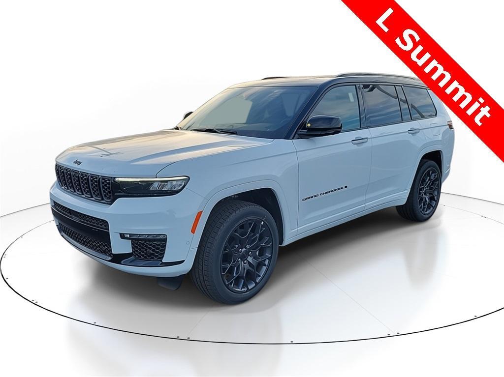 new 2025 Jeep Grand Cherokee L car, priced at $62,385