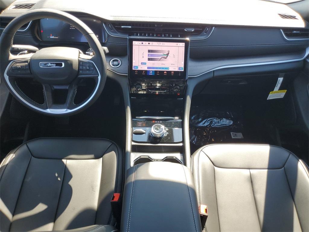 new 2025 Jeep Grand Cherokee car, priced at $45,283