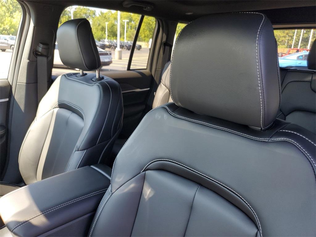 new 2025 Jeep Grand Cherokee car, priced at $45,283