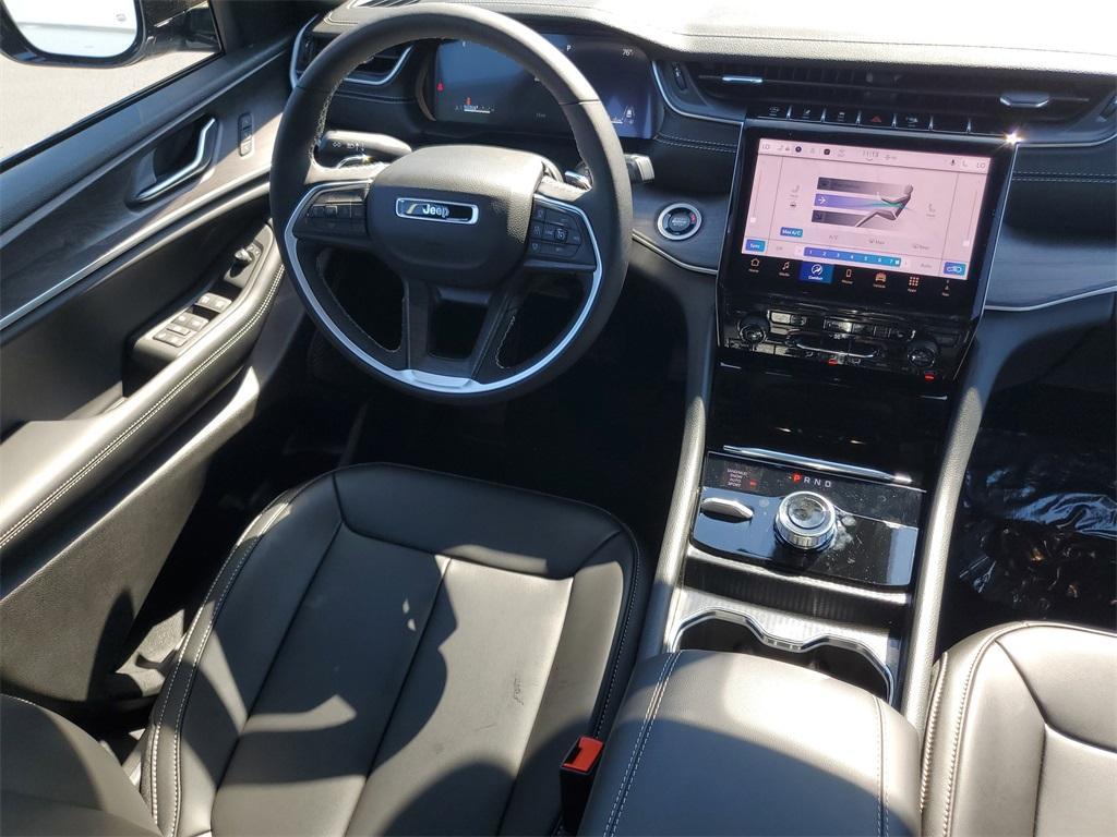 new 2025 Jeep Grand Cherokee car, priced at $45,283