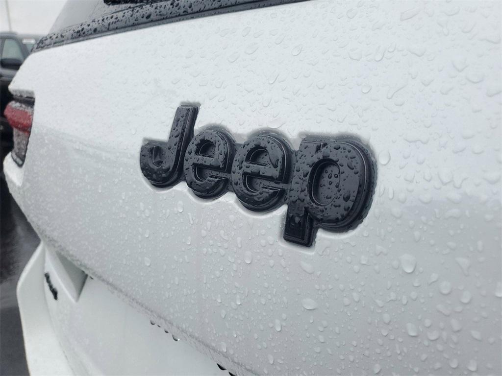 new 2025 Jeep Grand Cherokee L car, priced at $45,575