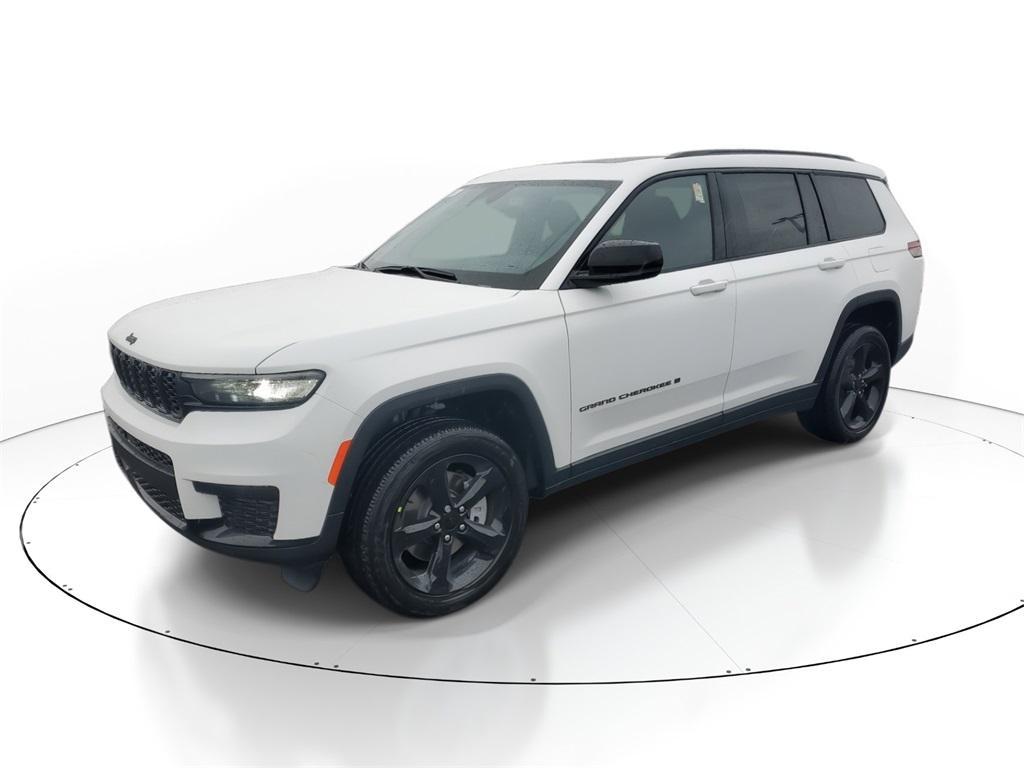 new 2025 Jeep Grand Cherokee L car, priced at $45,575