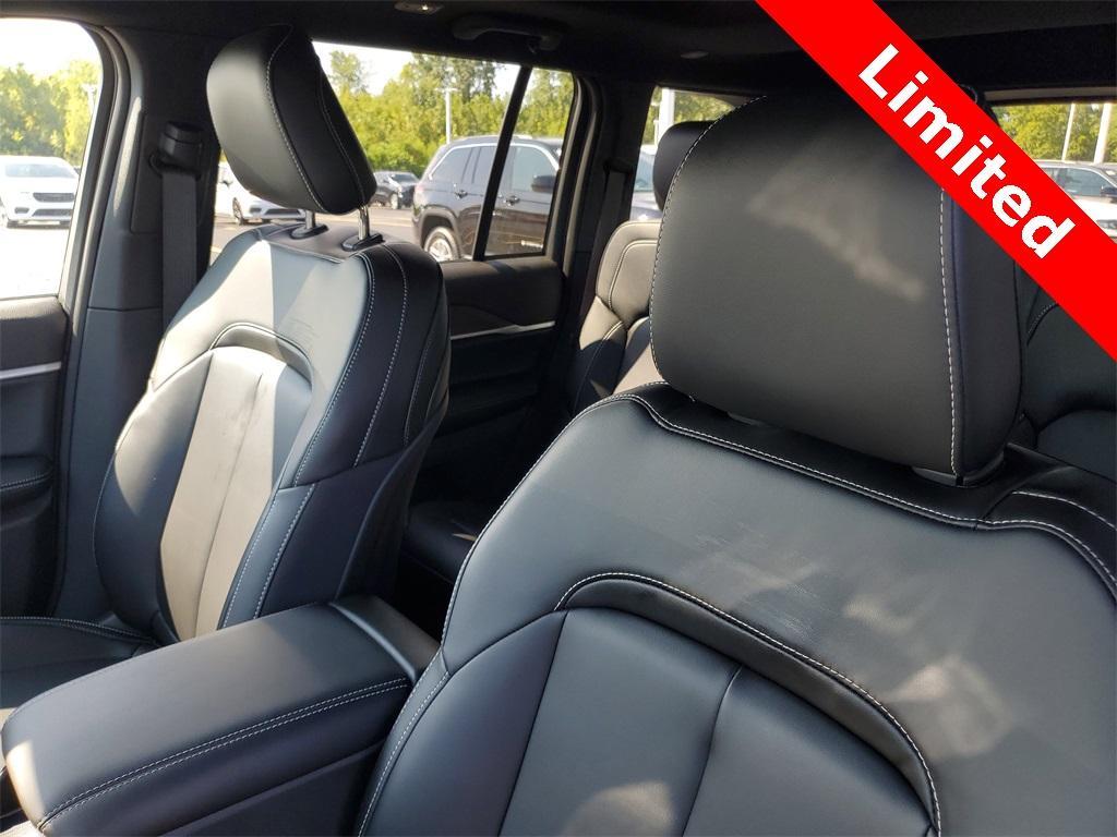 new 2025 Jeep Grand Cherokee car, priced at $44,408